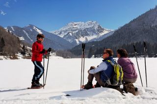 Snowshoeing paths