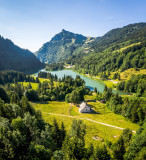 Vue aérienne du Lac et de la chapelle ST Bruno