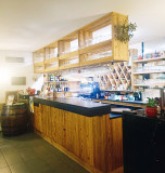 bar