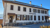 bâtiment extérieur de l'ancienne école