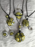 collier en argile polymère