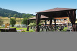 Village club en mode garden-party