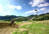 Vue village et télésiège du Darandet depuis la piste de descente la Darandel