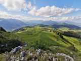 Vue sur la Vallée Verte depuis la pointe de Miribel