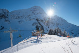 Ski dans un paysage de rêve - © Yvan Tisseyre / OT Vallée d'Aulps Ski dans un paysage de rêve
