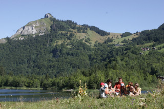 Alpage de Tré le Saix vu depuis le lac de Vallon