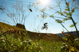 descendeur VTT en vol descendeur VTT en vol