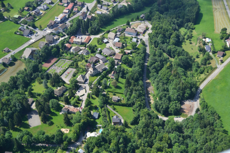 Village HL
