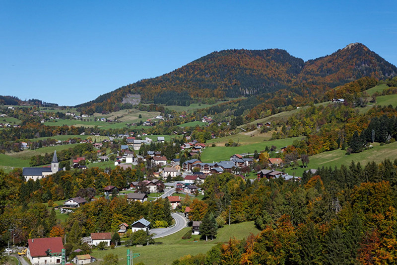 Vue sur le village d'Habère-Poche
