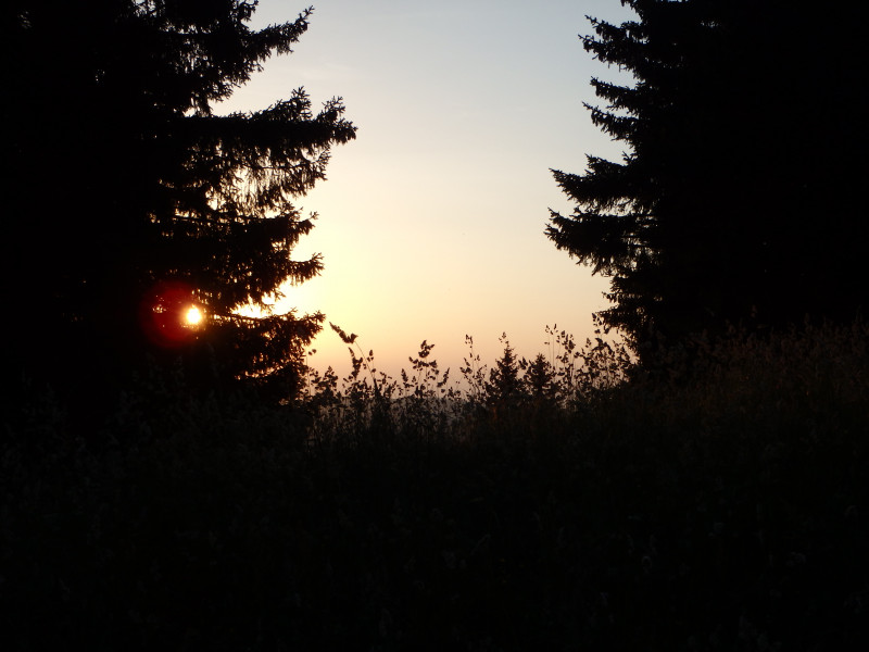 Coucher de soleil depuis la crête des Follys