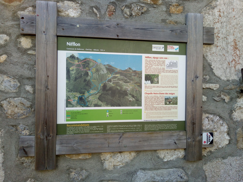 Panneau de départ Chef-lieu