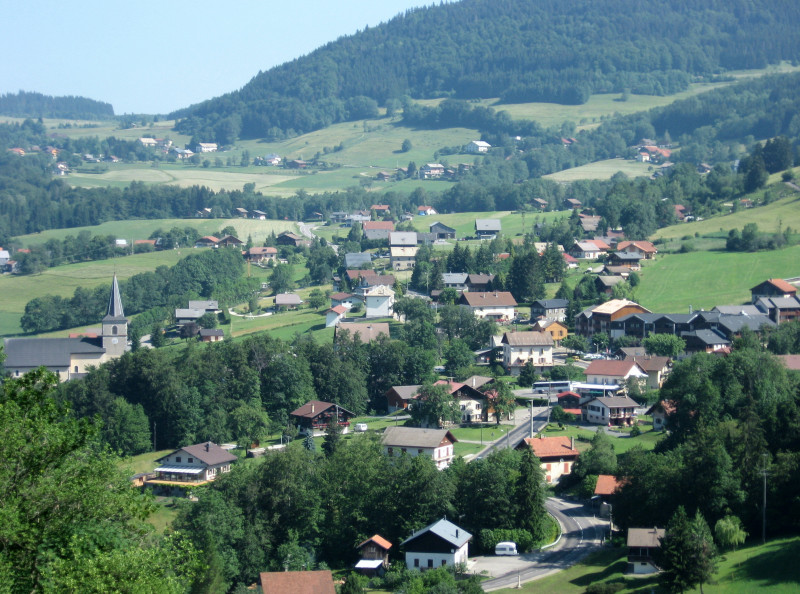 vue_du_village_d_habere_poche.jpg