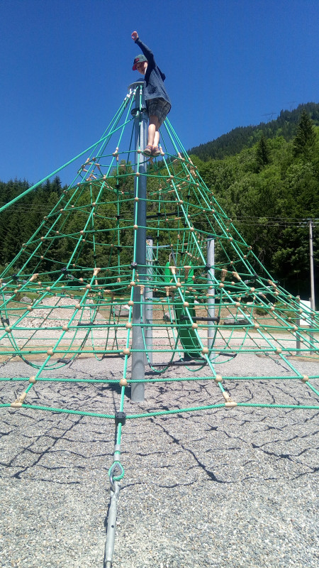 Aire de jeux lac de Vallon