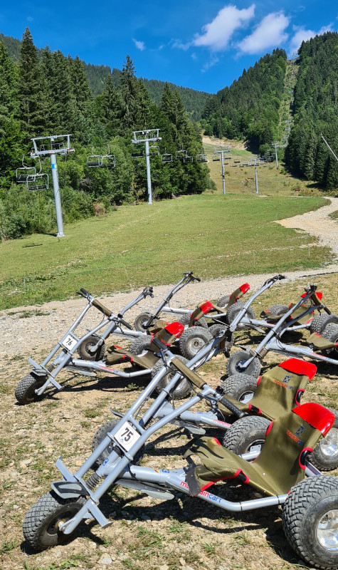Mountain Kart au départ du télésiège du Torchon - © OT Alpes du Léman - VS Mountain Kart au départ du télésiège du Torchon