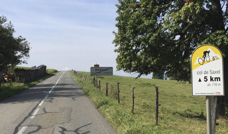 col de Saxel