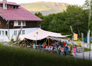 Le Camp de Base du Bruant_Burdignin