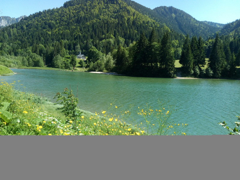 Atelier ludique au bord du lac de Vallon