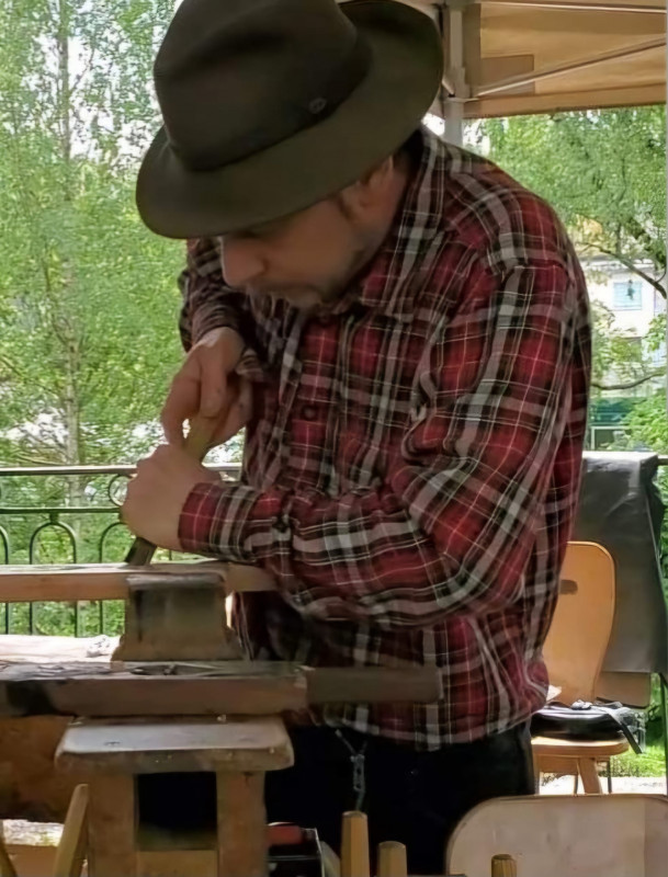 Stage d'Initiation à la sculpture sur bois_Habère-Lullin - © Jean-Camille Duvillaret Stage d'Initiation à la sculpture sur bois_Habère-Lullin