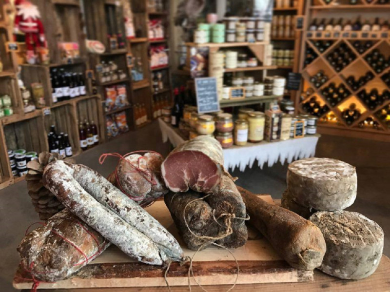 Pots de départ au Gaec le Plâne_Saint-André-de-Boëge Pots de départ au Gaec le Plâne_Saint-André-de-Boëge