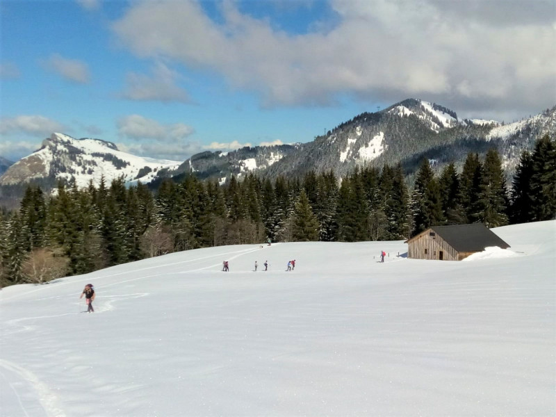 Snowshoeing in La Chèvrerie_Bellevaux - © OT Alpes du Léman Snowshoeing in La Chèvrerie_Bellevaux