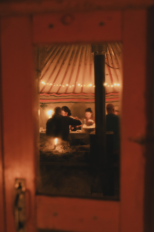 Fondue in a yurt_Lullin - © OT ADL Fondue in a yurt_Lullin